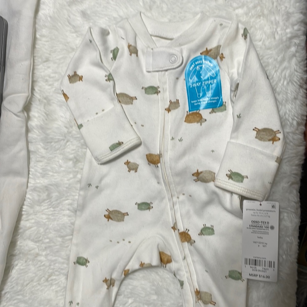 Gender neutral preemie clothing
